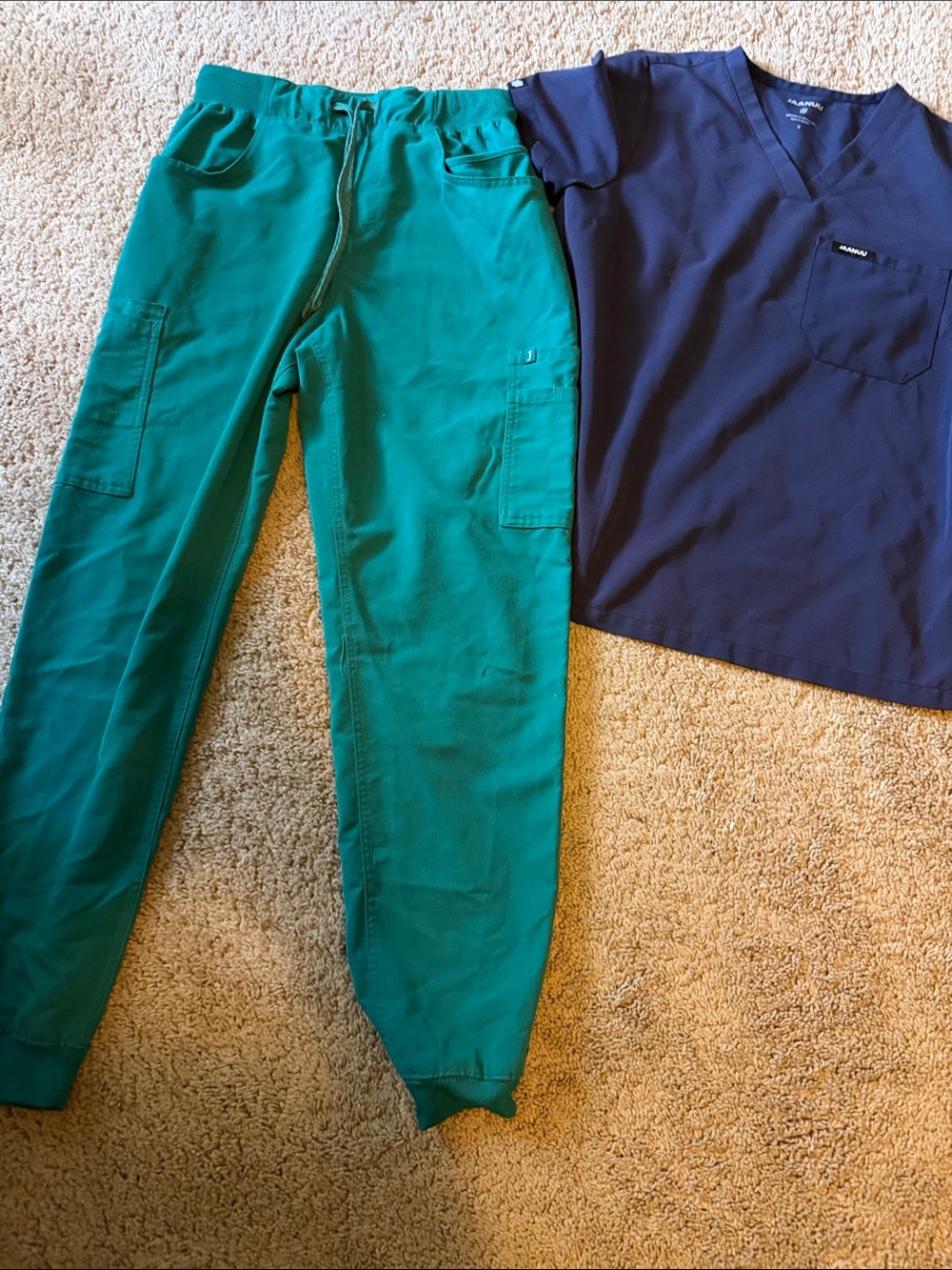 Jaanuu 2 pc sz S scrub set
